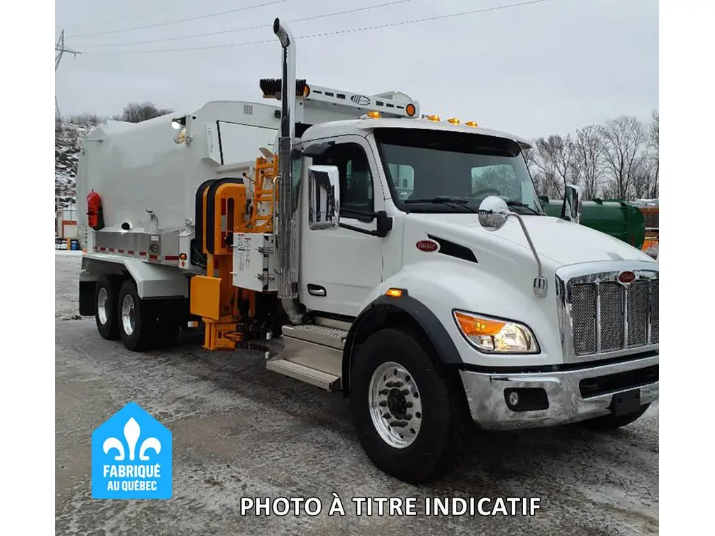 2026 Peterbilt 548 