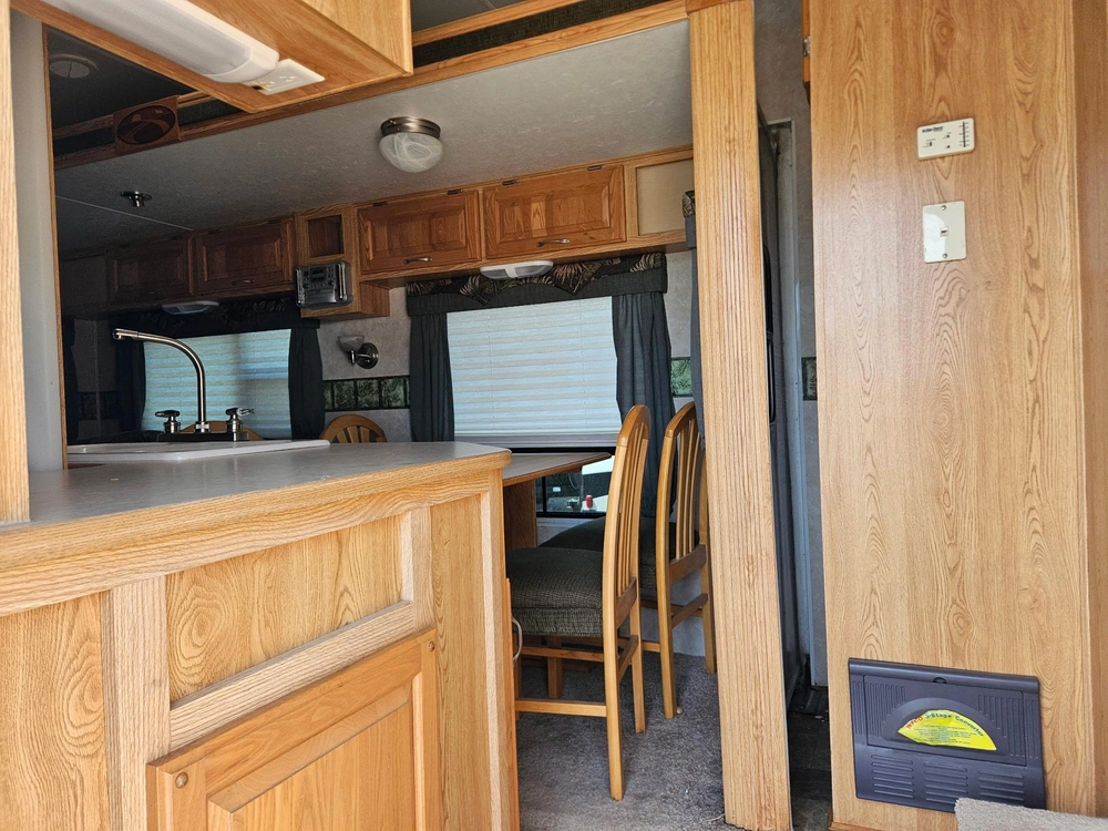 Crossroads Rv Cruiser Cf28c 2005 alt