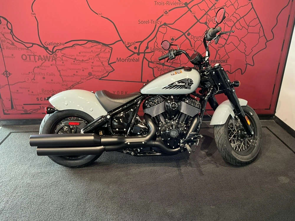 2025 Indian Motorcycle Chief Bobber Dark Horse alt