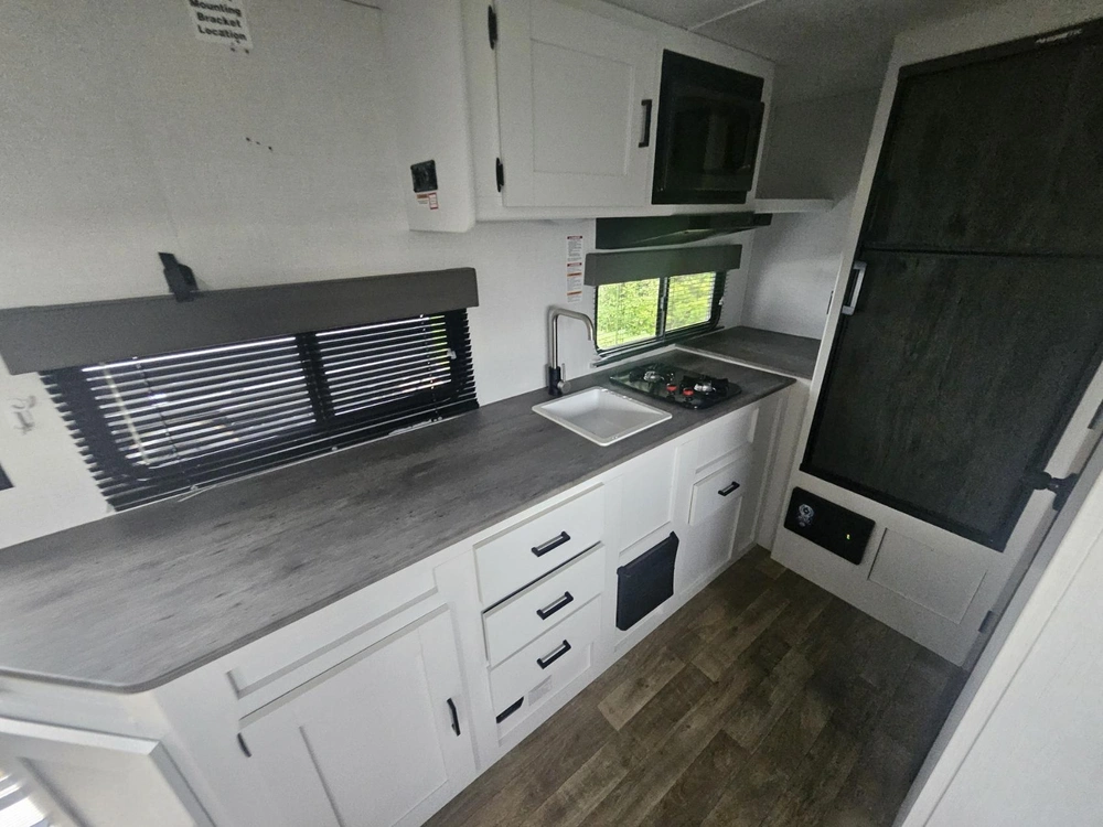 Keystone Rv Hideout 174rk 2022 alt