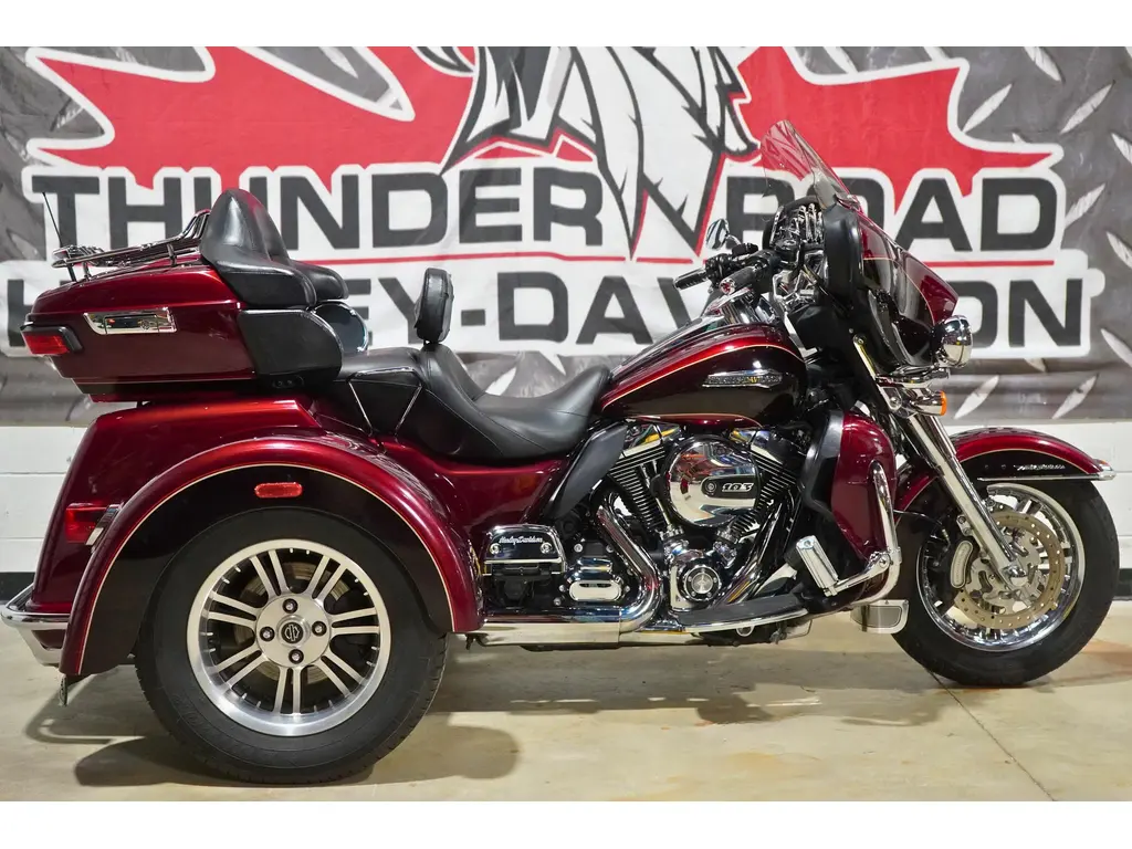 2014 Harley-Davidson FLHTCUTG - TRI-GLIDE ULTRA