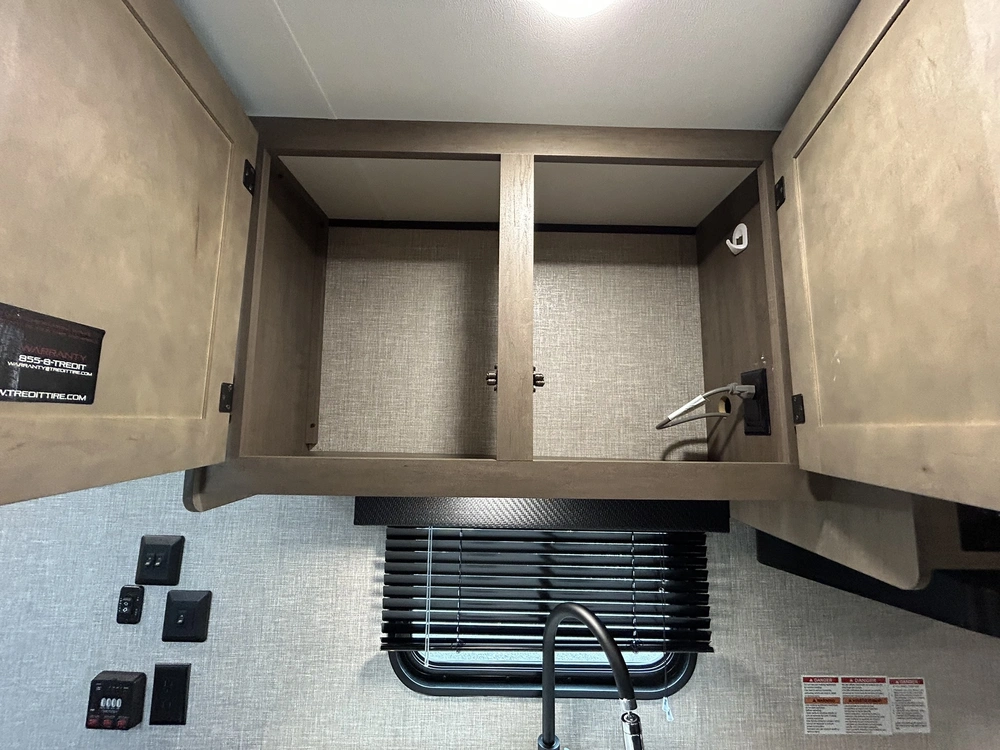 Jayco Jay Flight 236th 2022 alt
