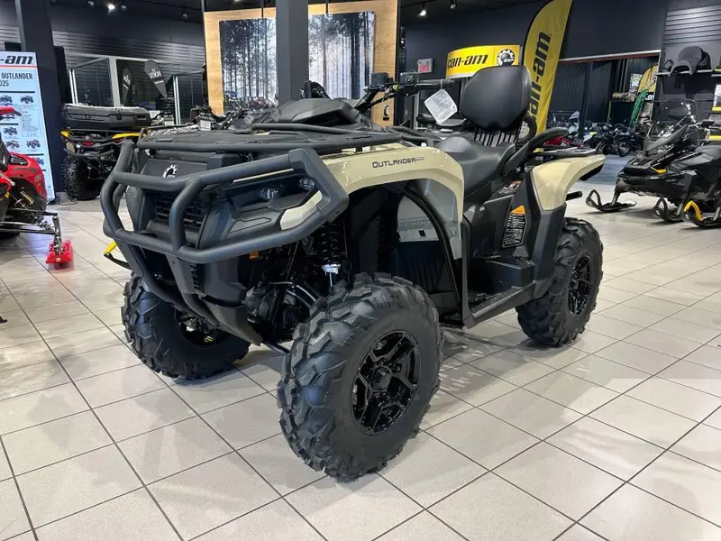 2025 Can-Am Outlander MAX PRO XU HD7