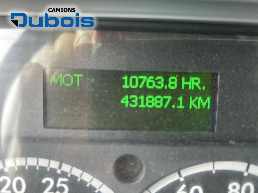 2018 Freightliner M2-106 alt