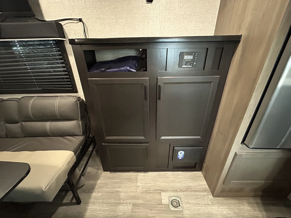 Jayco Jay Flight 236th 2022 alt