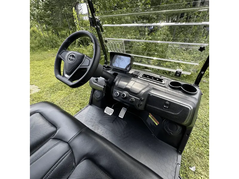 2025 X-PLOD MAVRICK 2+2 VERSION PLUS