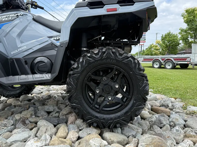 2025 Polaris SPORTSMAN 570 PREMIUM *À partir de 1.99%