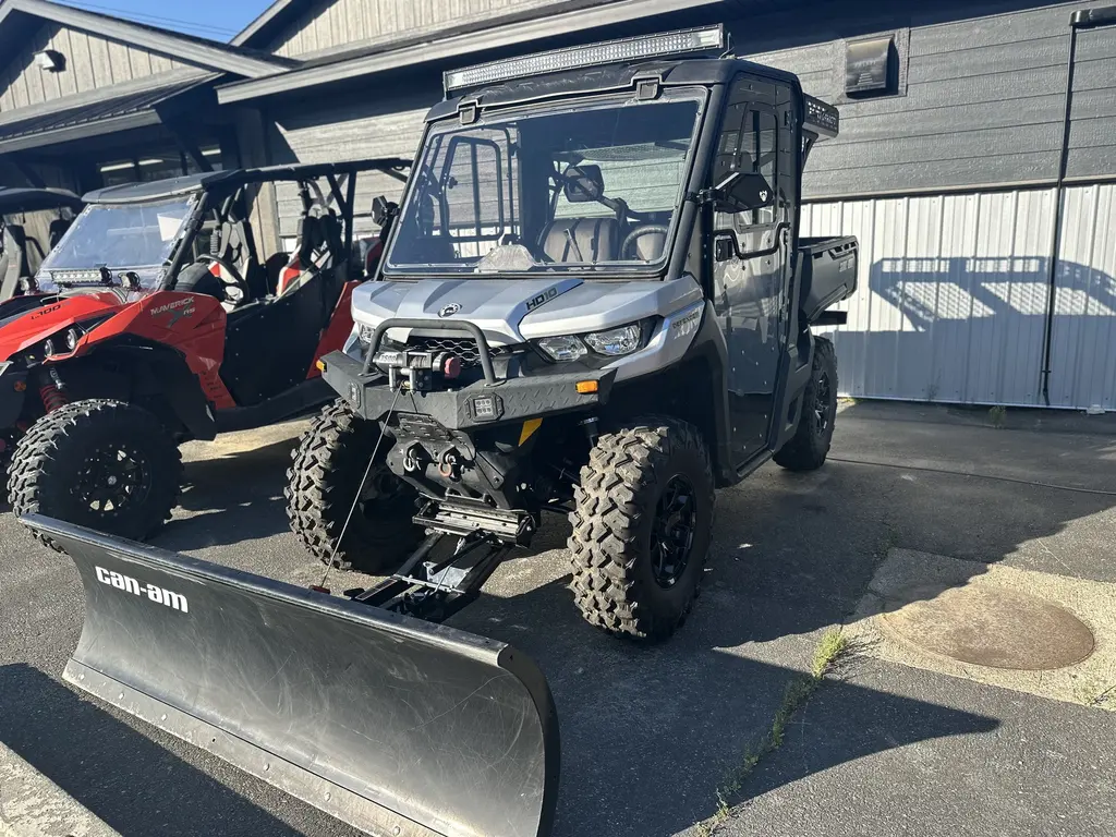 2019 Can-Am DEFENDER DPS HD10