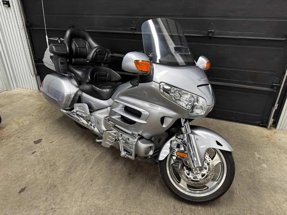 Honda Gold Wing Goldwing 2009 alt