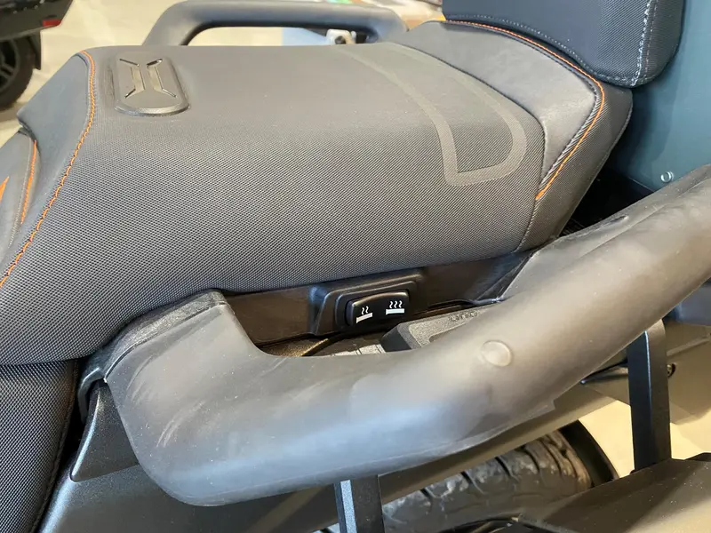 2025 Can-Am Canyon Redrock Edition