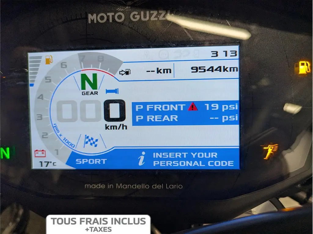 2022 Moto Guzzi V85 TT TRAVEL