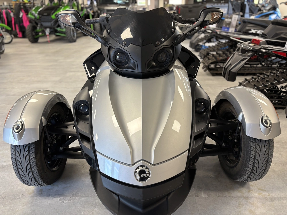 2008 Can-am Spyder alt