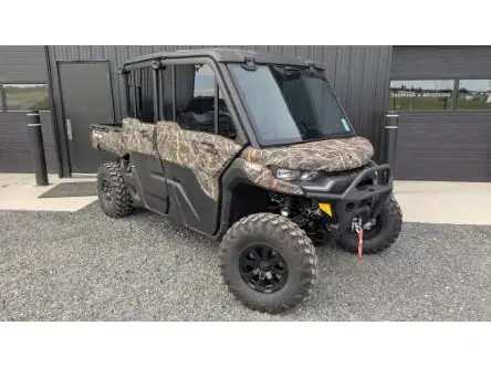 2025 Can-Am Defender Limited Max Cab HD10