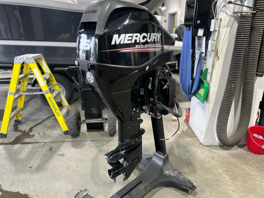 2013 Mercury F25 Elpt alt