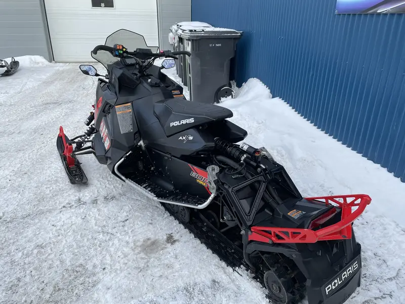 2018 Polaris XCR 800
