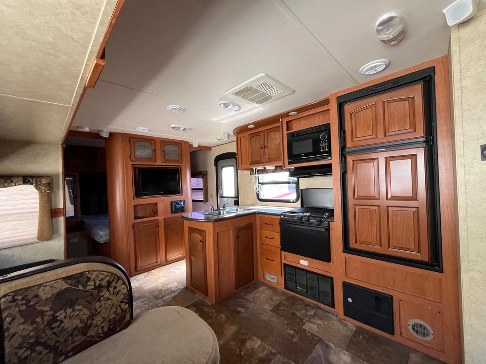 2013 Gulf Stream Gulf Stream 30dbs alt