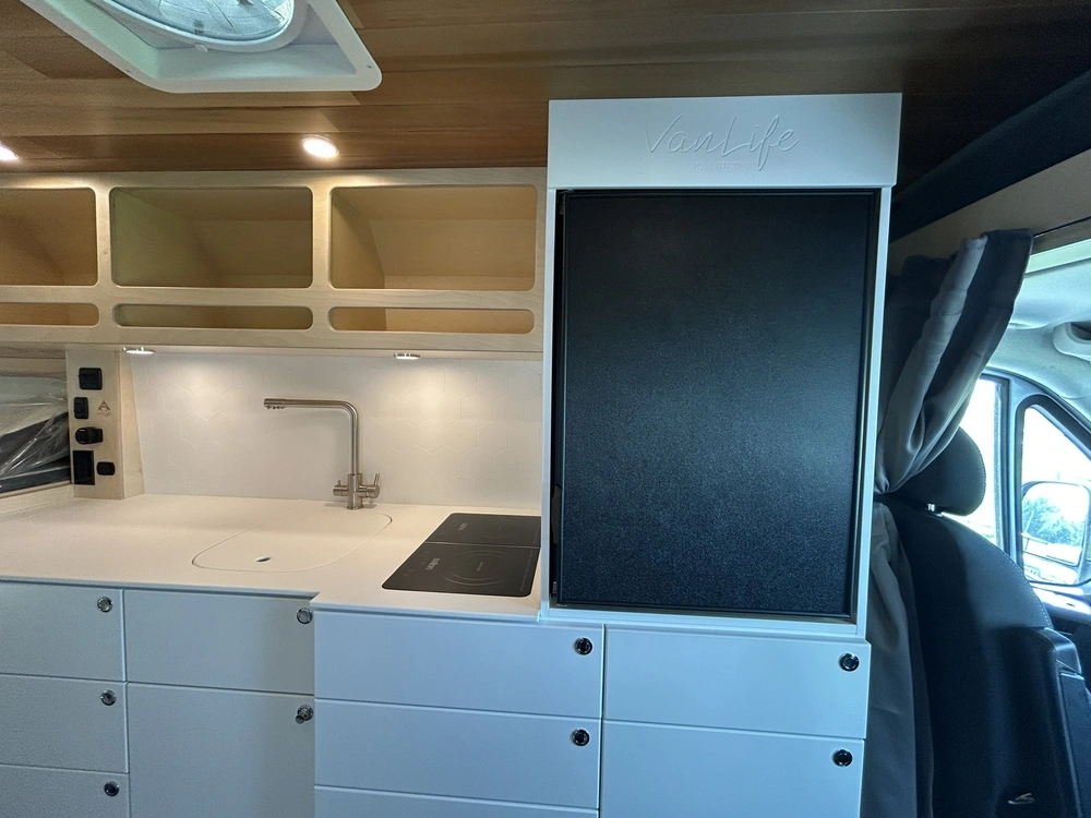 2025 Vanlife Campers Mea alt