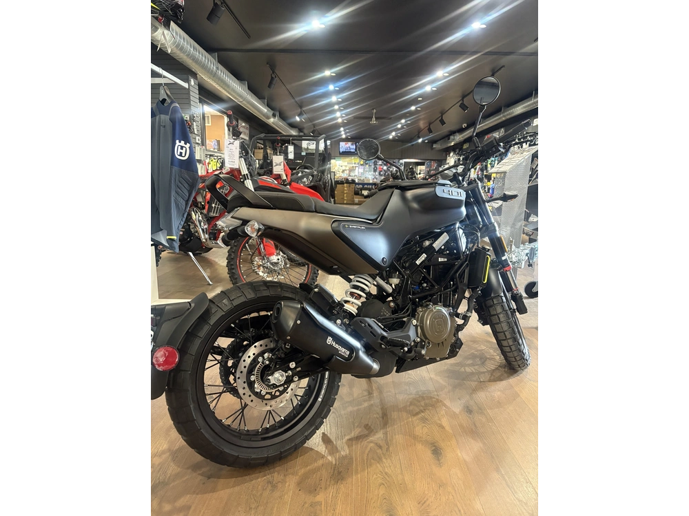 2023 Husqvarna Svartpilen 401 alt