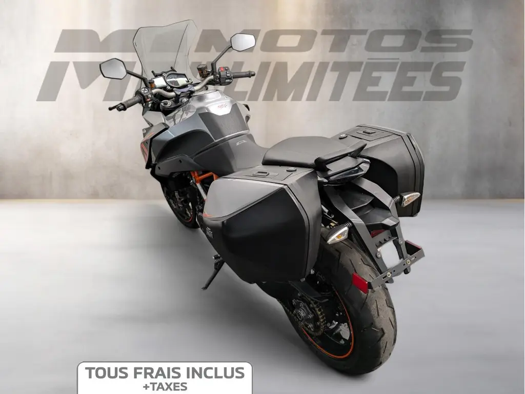 2016 KTM 1290 SUPER DUKE GT