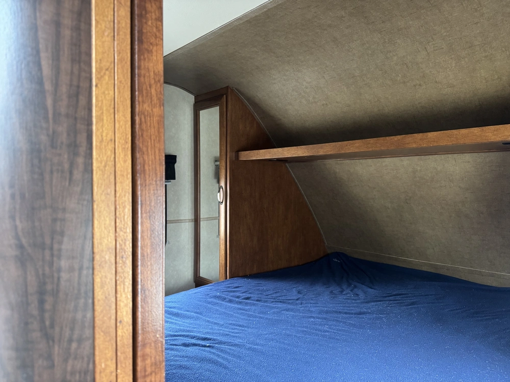 2017 Forest River Vibe 243bhs alt