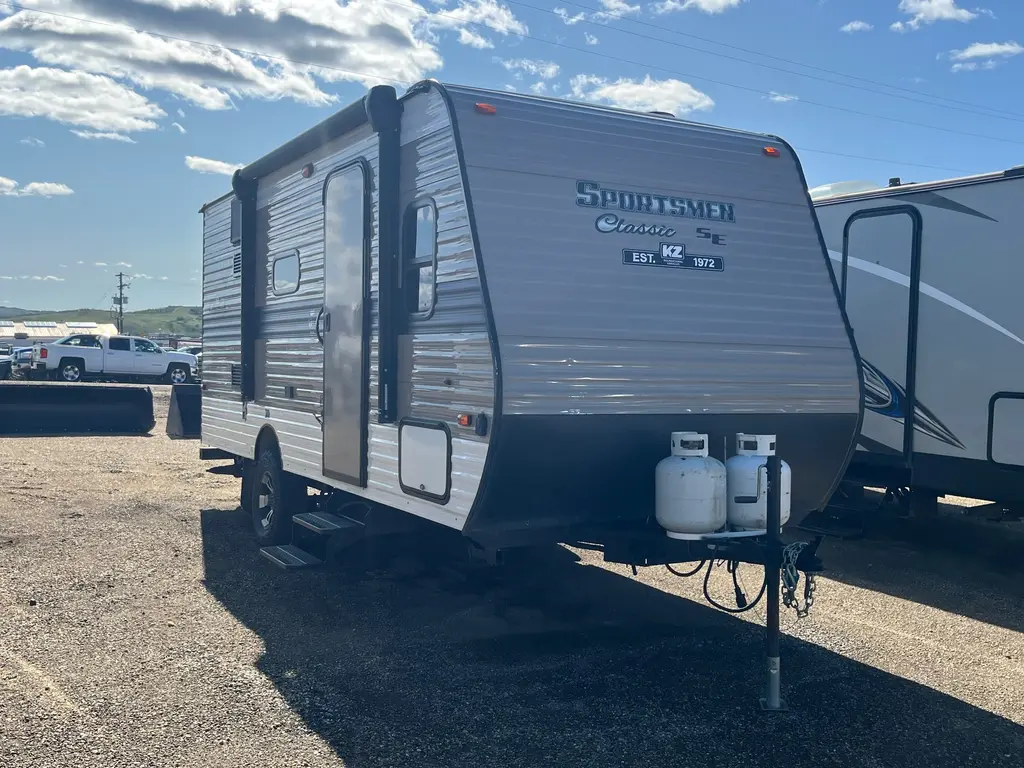 2020 KZ Sportsmen Classic SE 180 BHSE