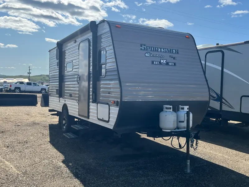 2020 KZ Sportsmen Classic SE 180 BHSE