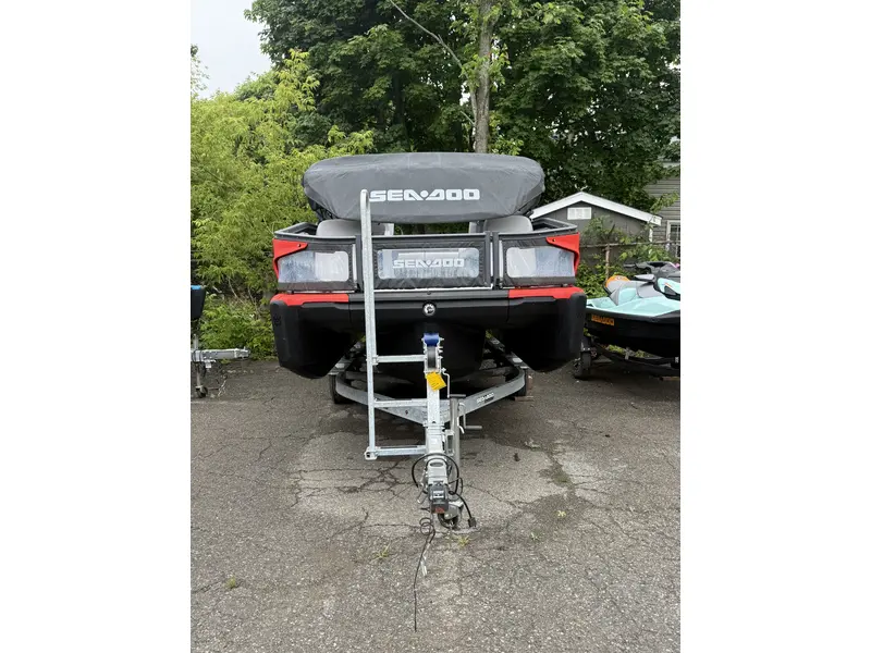 Sea-Doo Switch Sport 18 230 2024