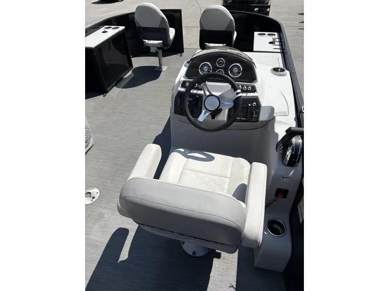 Lowe Boats SF 214 2023