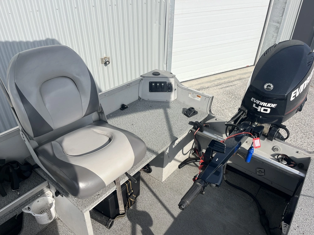 Smoker-craft Pro 1620 2014 alt