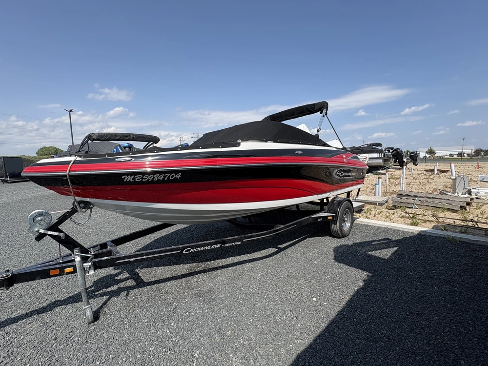 2017 Crownline 205ss alt
