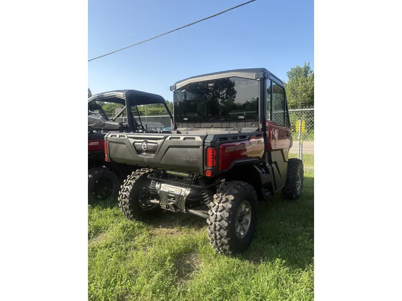 2025 Can-Am DEF LTD 65 HD10