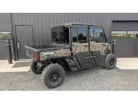 2025 Can-Am Defender Limited Max Cab HD10