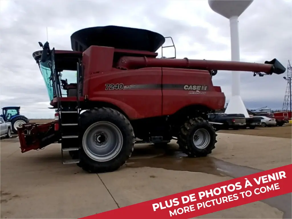 2017 Case IH AF7240