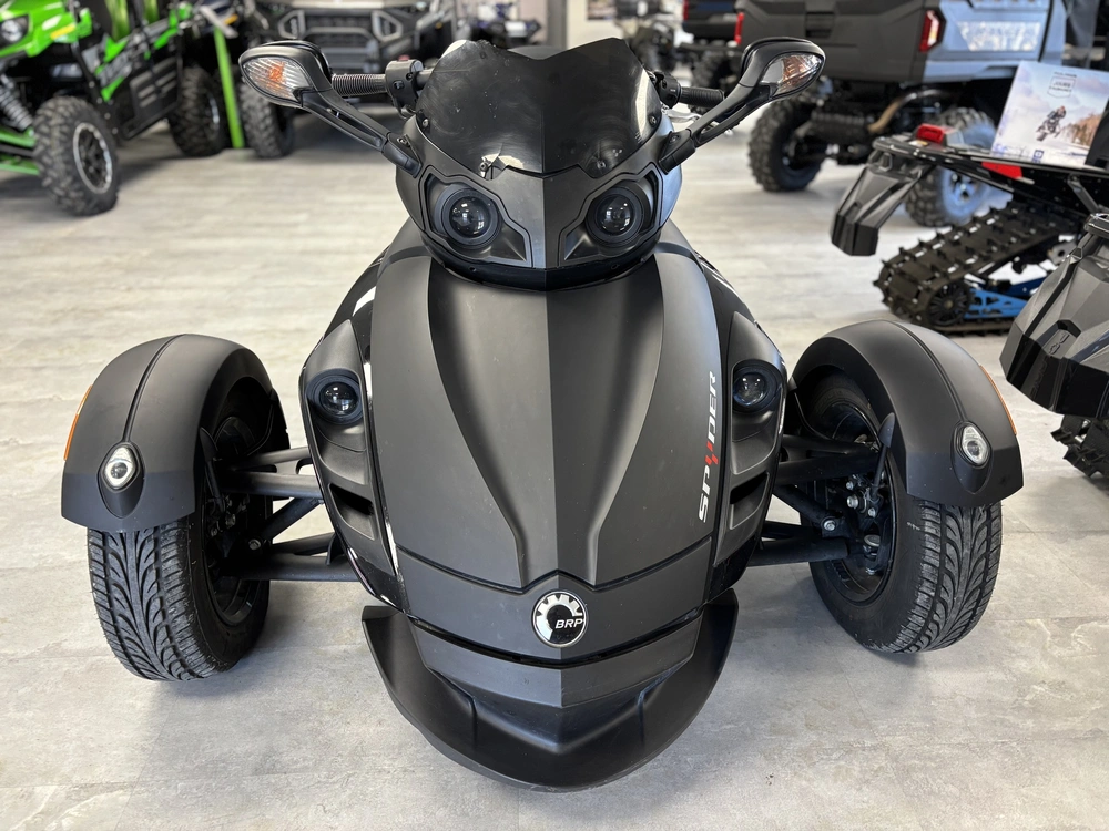2008 Can-am Spyder alt