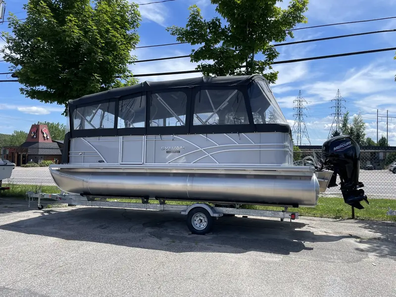 2023 Sylvan Mirage Cruise 8522