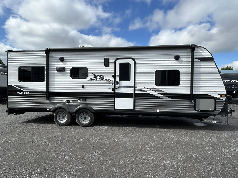 Jayco Jay Flight 236th 2022 alt