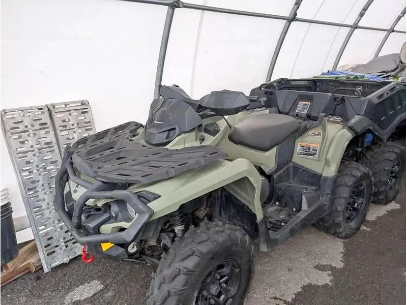2020 Can-Am OUTLANDER 650 6X6