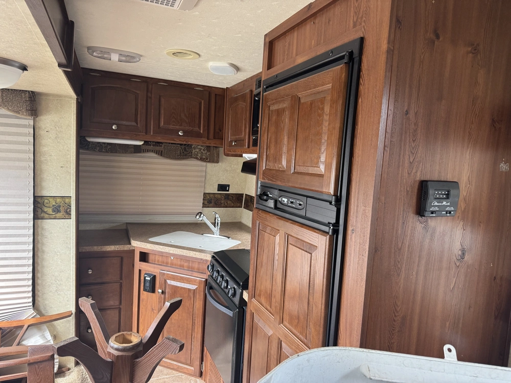 Forest River Flagstaff 831fkss 2012 alt