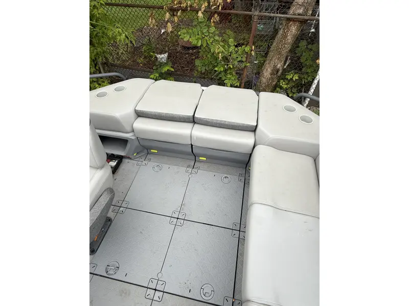 Sea-Doo Switch Sport 18 230 2024