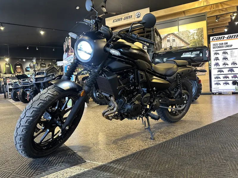 2025 Kawasaki Eliminator 500 SE