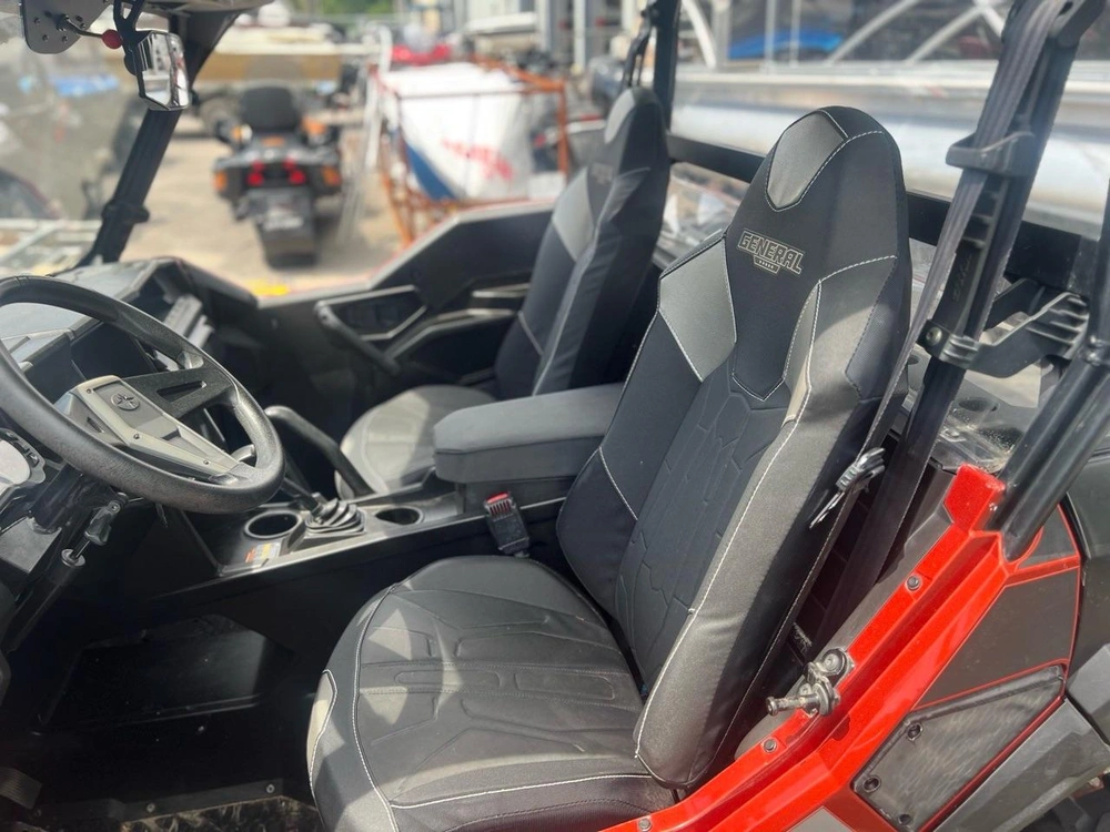 Polaris General 1000 2019 alt