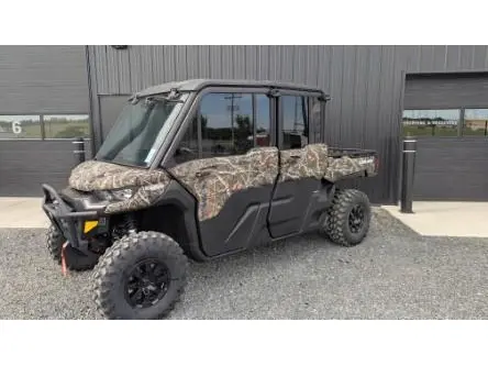 2025 Can-Am Defender Limited Max Cab HD10