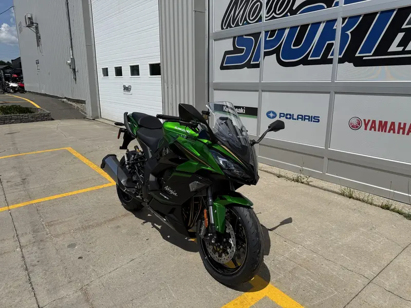 2025 Kawasaki NINJA 1100SX SE