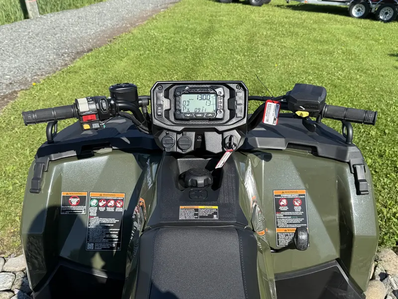 2025 Polaris SPORTSMAN 6X6 BIG BOSS *À partir de 1.99%