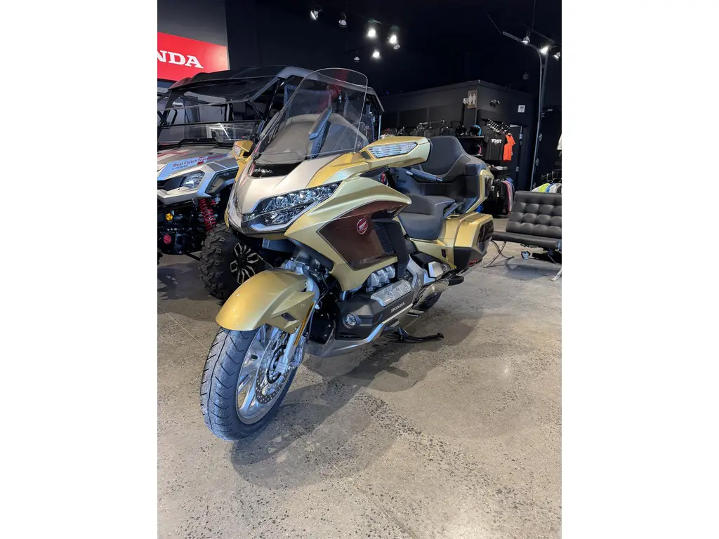2025 Honda Gold Wing Tour DCT Airbag 50th Anniversary 