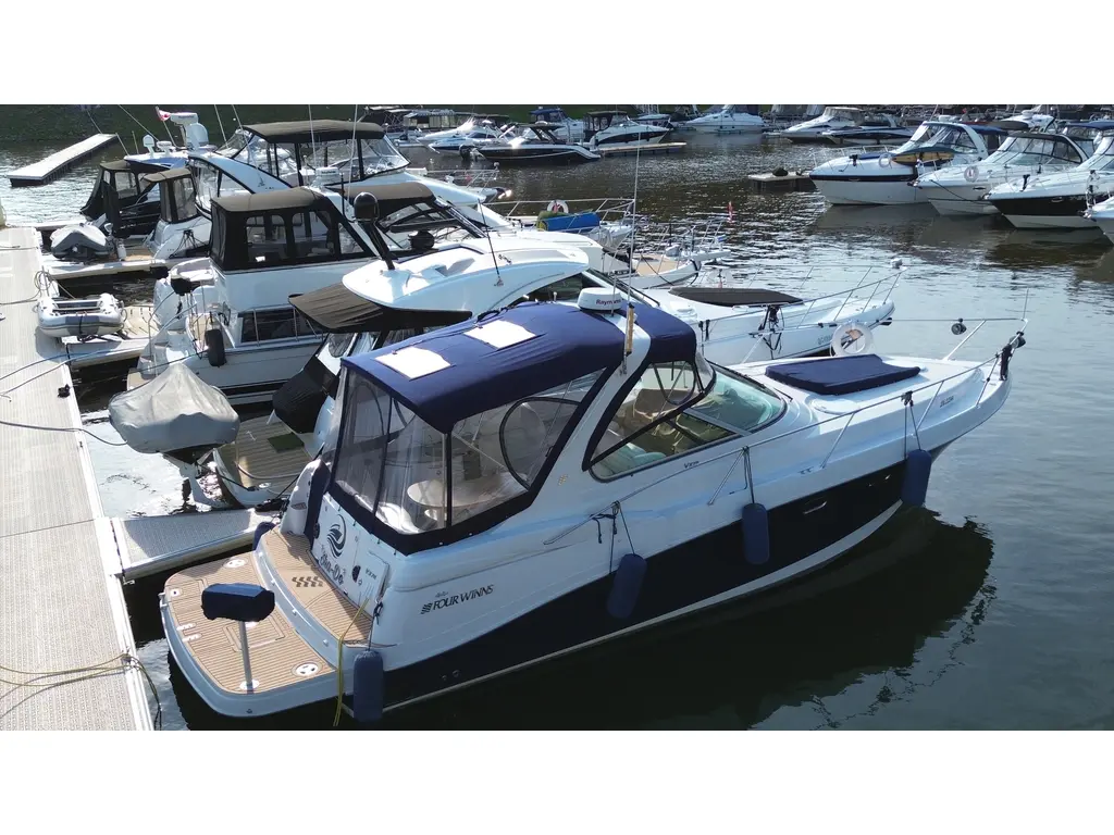 Four Winns 378  2005