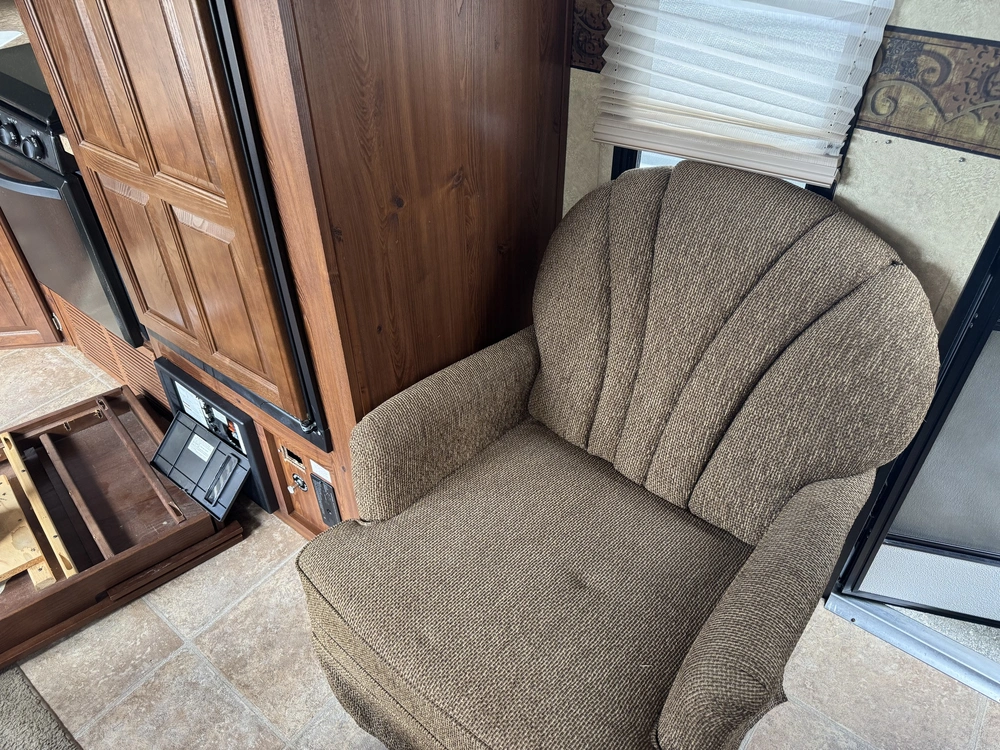 Forest River Flagstaff 831fkss 2012 alt