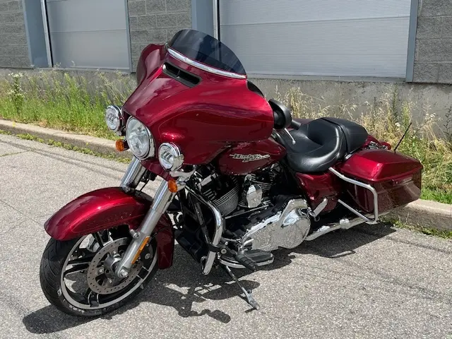 Harley-Davidson FLHXS Street Glide SpecialFLHXS 2016