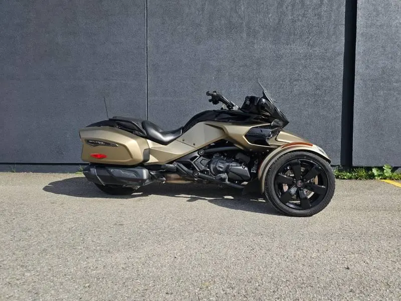 2019 Can-Am F3-T