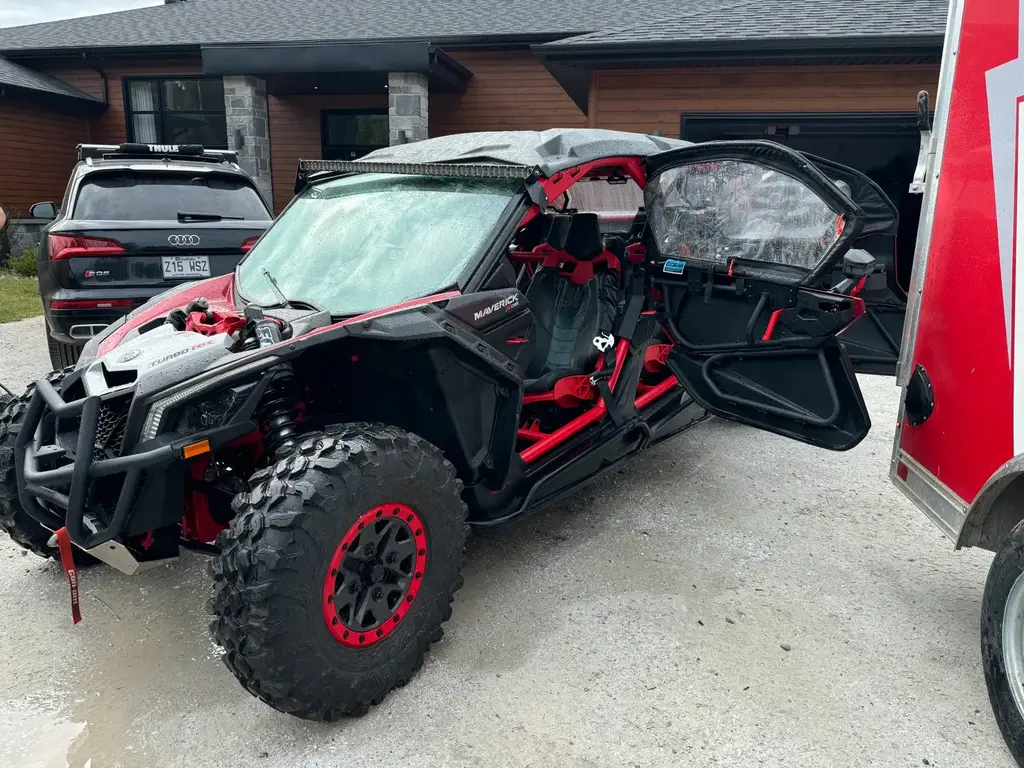 Can-Am MAVERICK X3 DS MAX 1000 TURBO RR 2024